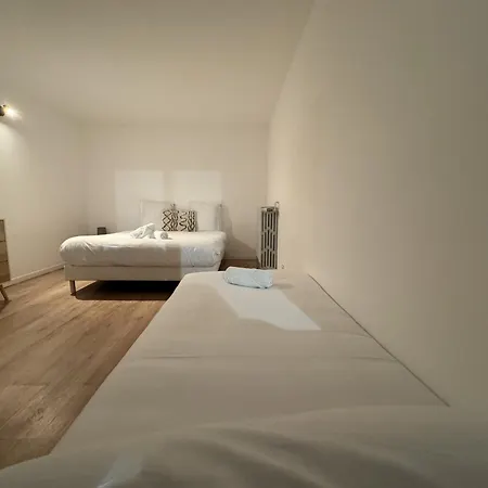 Le Repere Des Pilotes - Gare - 13p - Reve Au Mans شقة Ecommoy